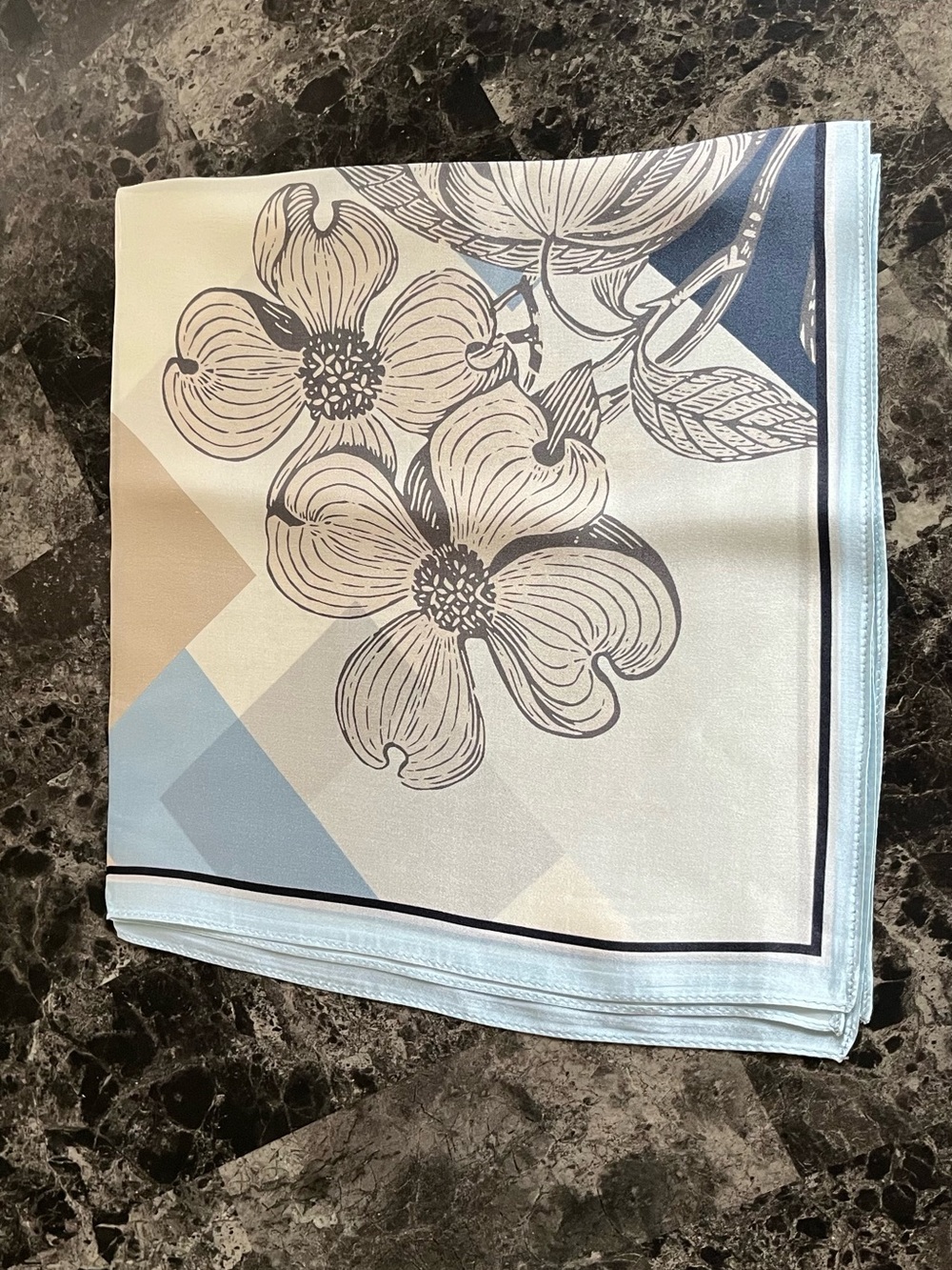 Women's 100% Mulberry Silk Square Scarf Vintage Flowers & Square Neck Kerchief